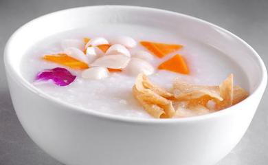 食用哪些食物可以改善顽固性失眠